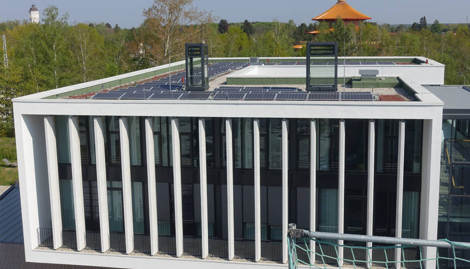 Photovoltaikanlage auf dem Rathaus-Erweiterungsbau mit Bürgerzentrum<br/>Bild: Stadtverwaltung Hohen Neuendorf